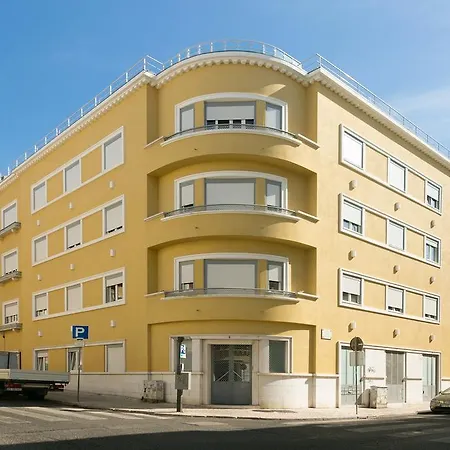 Traveling To - 298 Alameda Lisbon